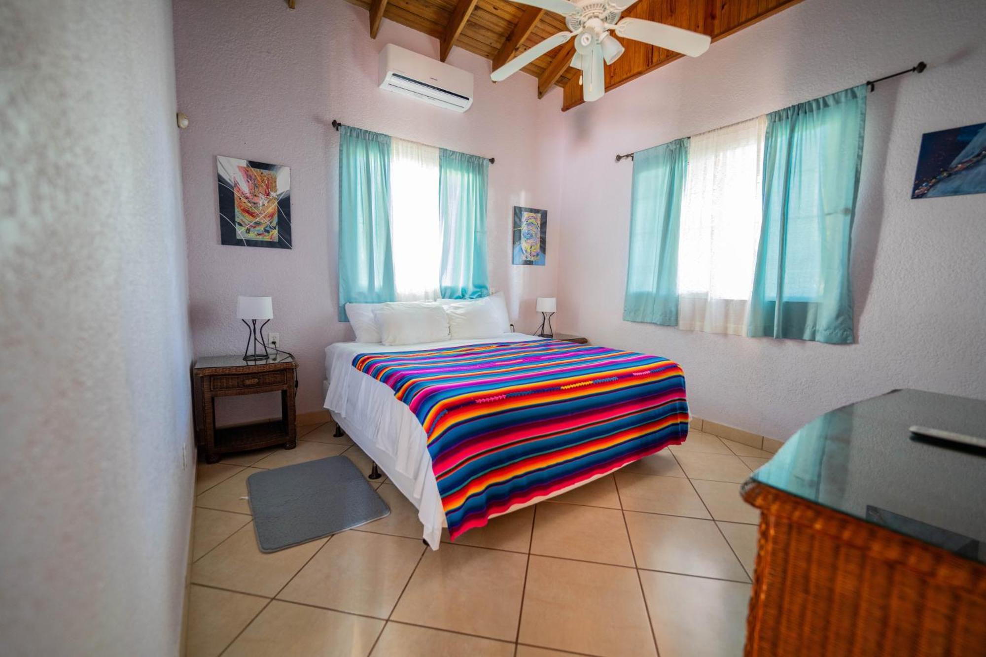 Seaside Inn Roatan West Bay Buitenkant foto